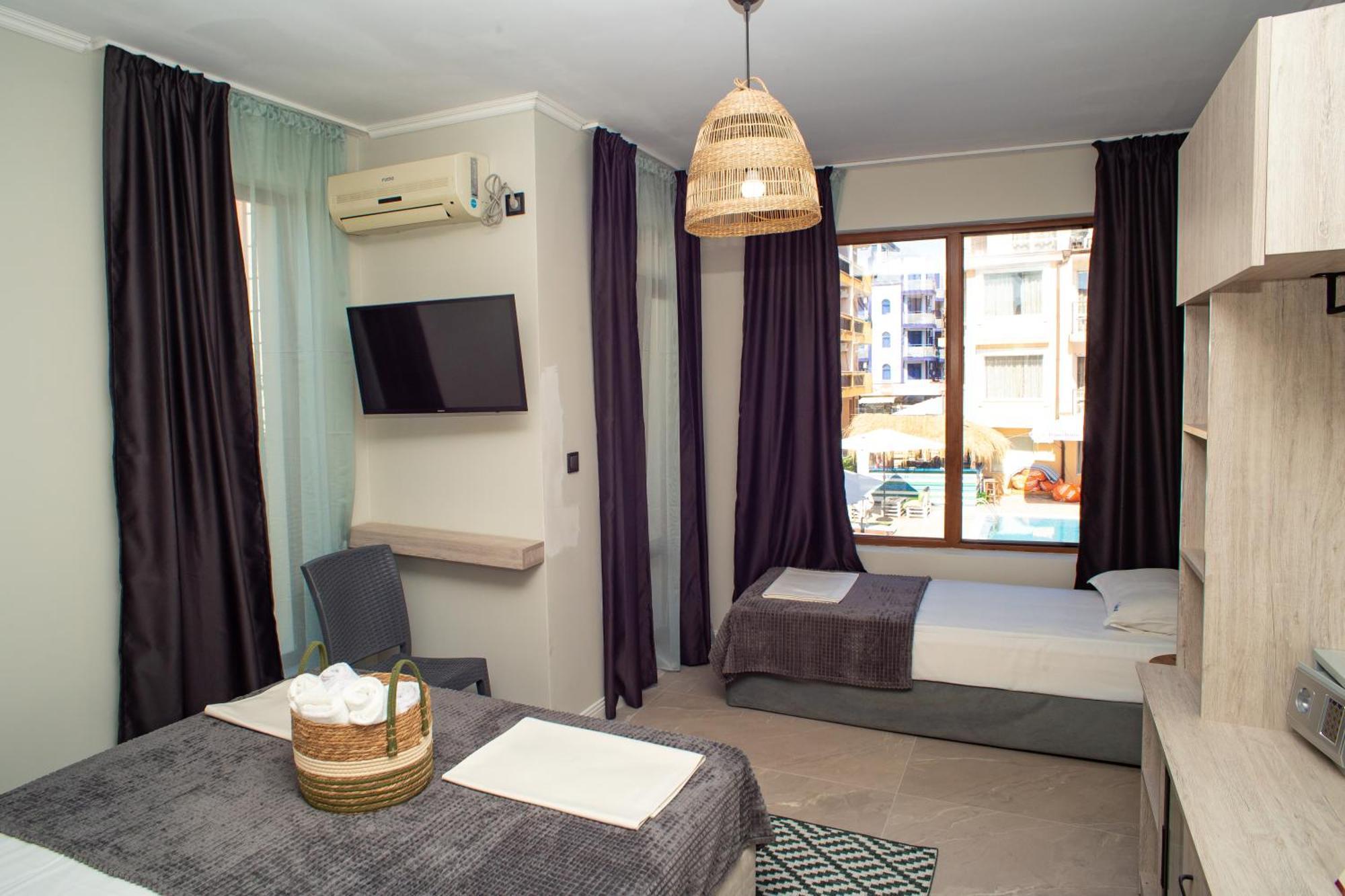 Salena Beach Hotel Primorsko Exterior photo