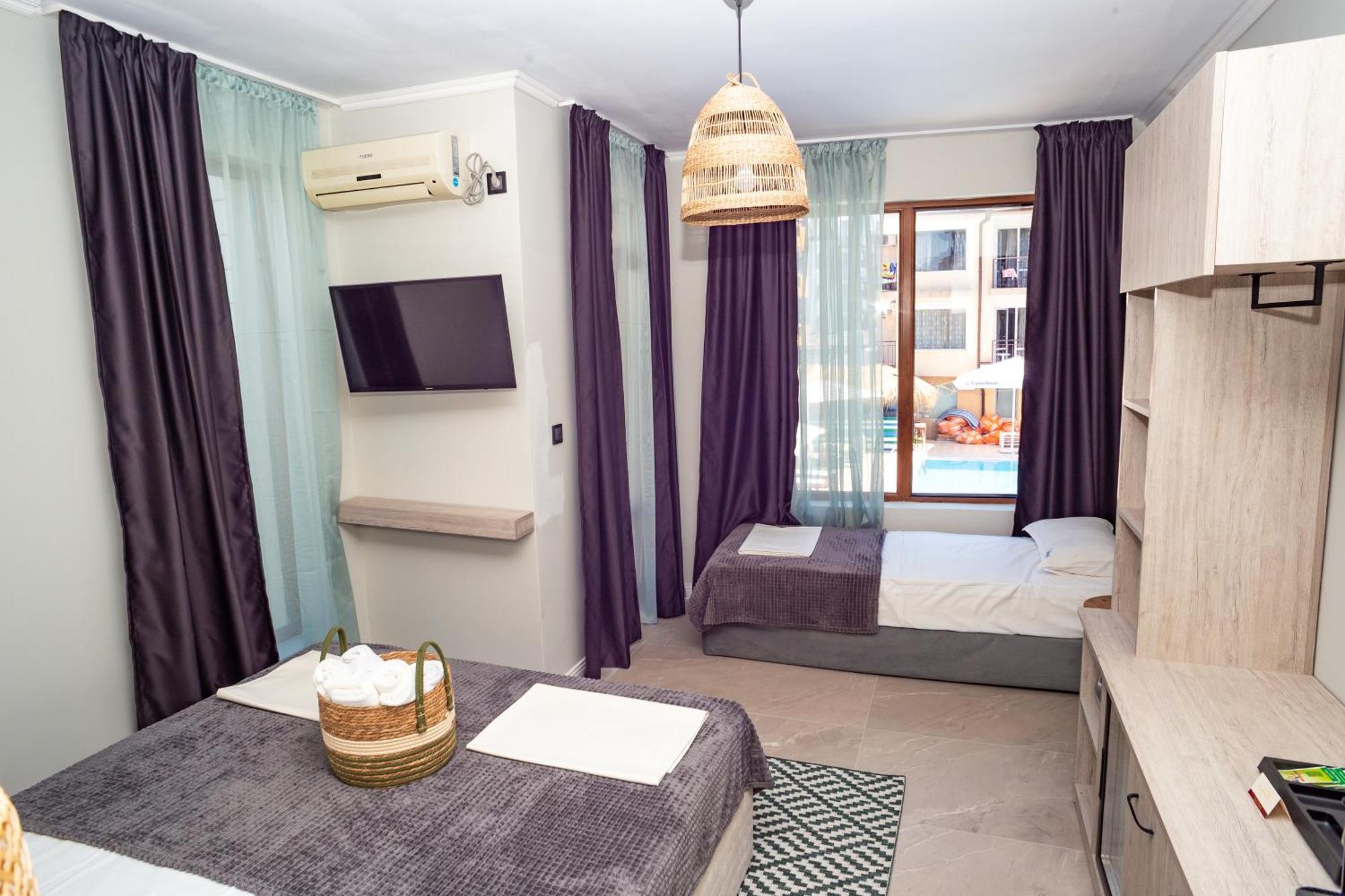 Salena Beach Hotel Primorsko Exterior photo